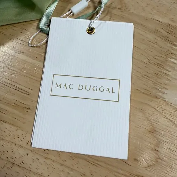 Mac Duggal NWT Sage Green Pleated Cut Out Long Sleeve Lace Up Tiered Gown Size 2 - Picture 5 of 9